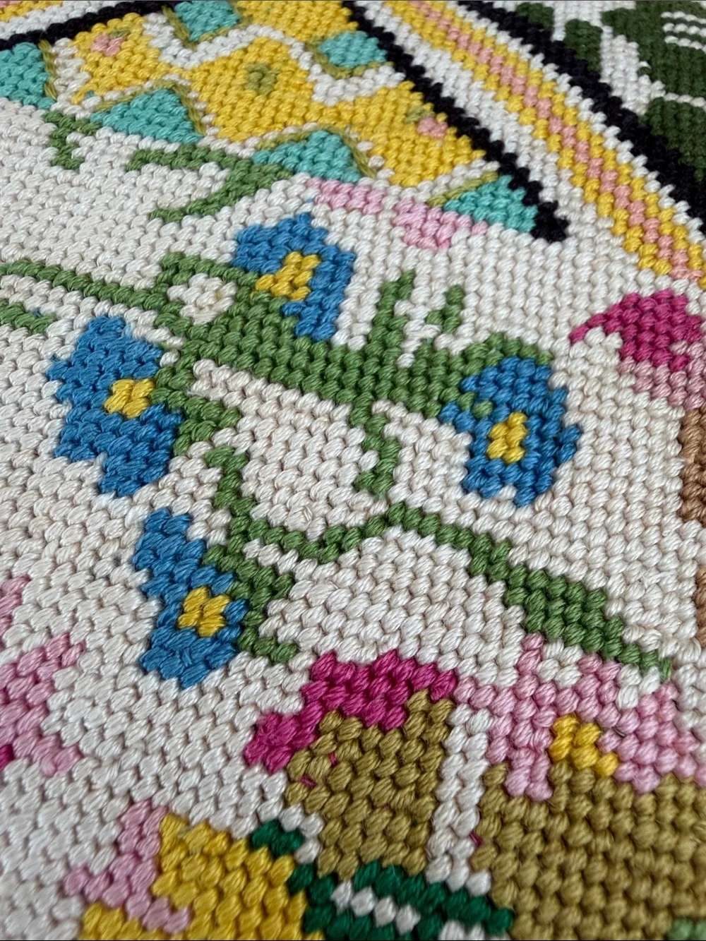 Vintage Needlepoint throw pillow Geometric Pattern w/floral botanical accents
